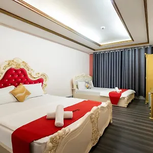 2* ホテル Crowne Bui Vien