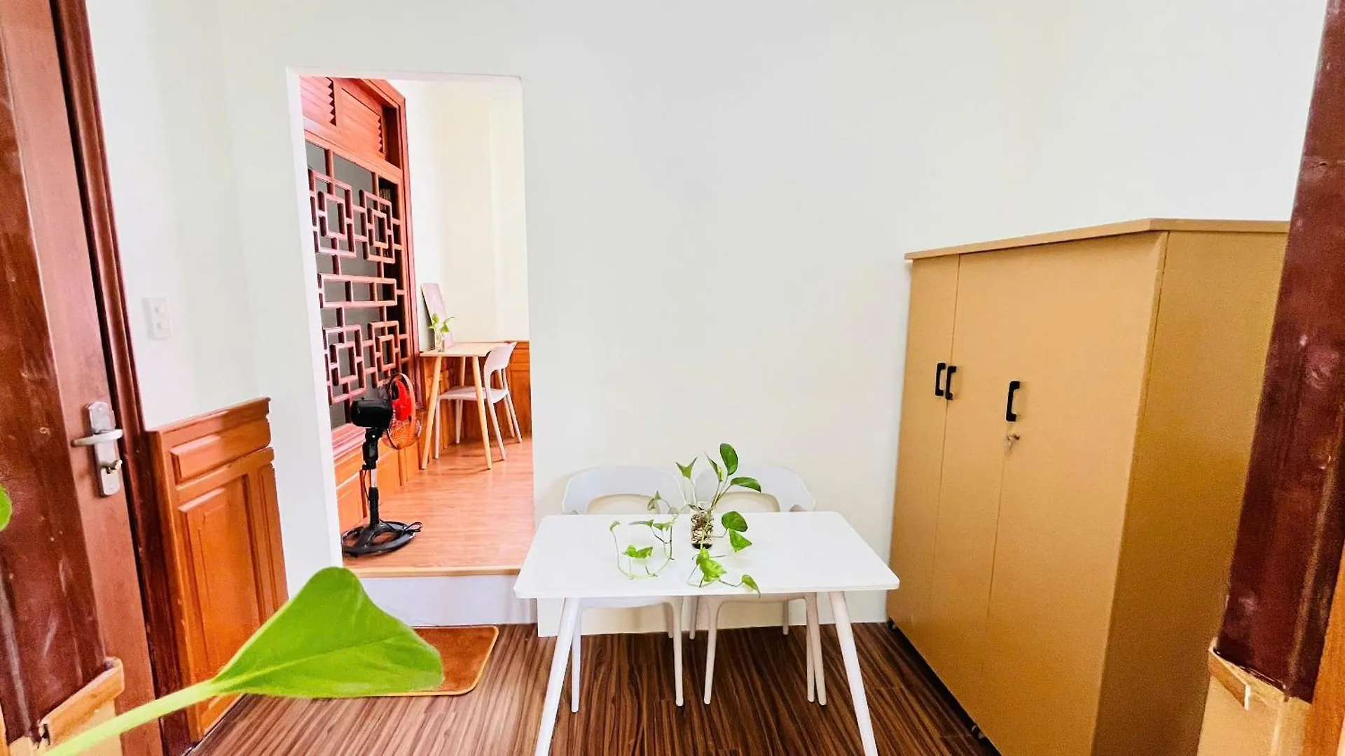 Apartment Big Sunny Window Private Kitchen 1Br Apart Near Fnb Or Canal Area Ho Chi Minh City Vietnam